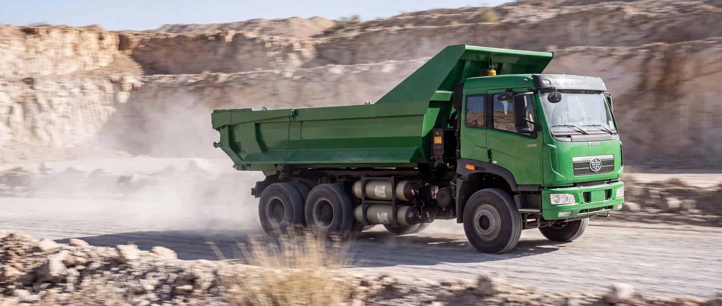 FAW J5P Dump Truck